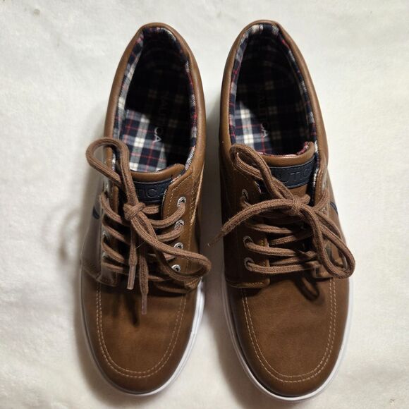 Nautica Berrian Youth Boys Brown Sneakers US 5 UK 4 EU 37 Man Made Materials - Picture 2 of 9